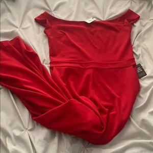 Express Off the Shoulder Wide Leg Jumpsuit ❤️